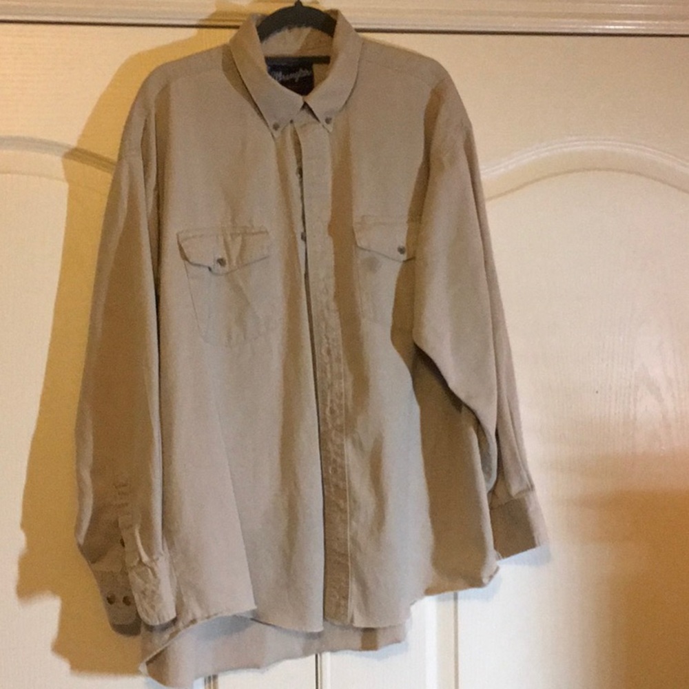 Wrangler men’s casual shirt